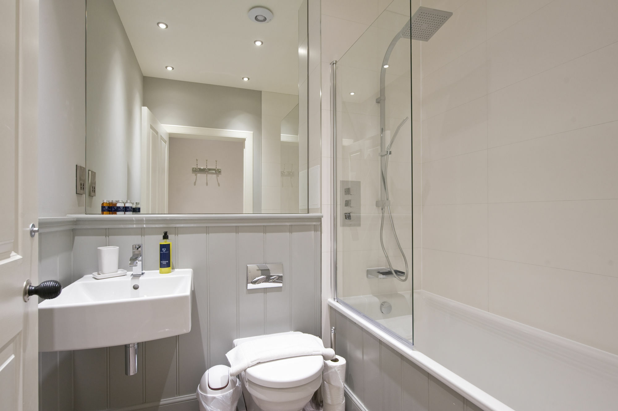 No1 Apartments Edinburgh - George IV Bridge מראה חיצוני תמונה